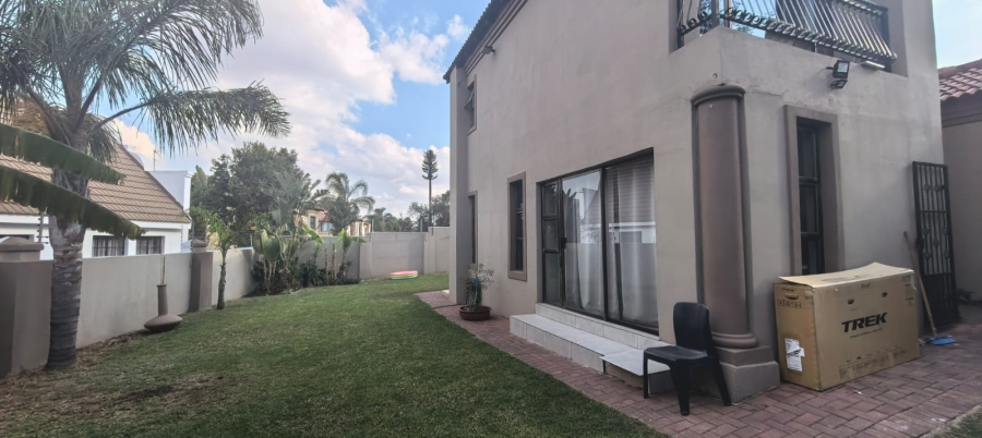 3 Bedroom Property for Sale in Halfway Gardens Gauteng