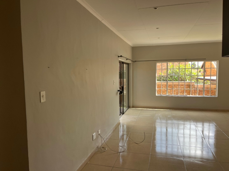 3 Bedroom Property for Sale in Amorosa Gauteng