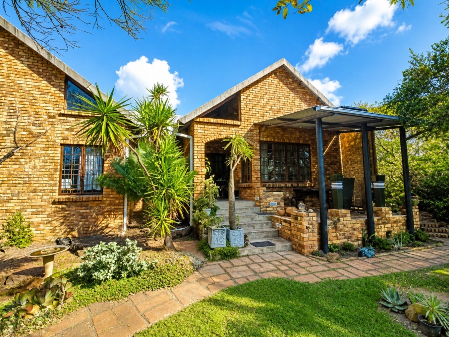 Commercial Property for Sale in Kameelfontein Gauteng