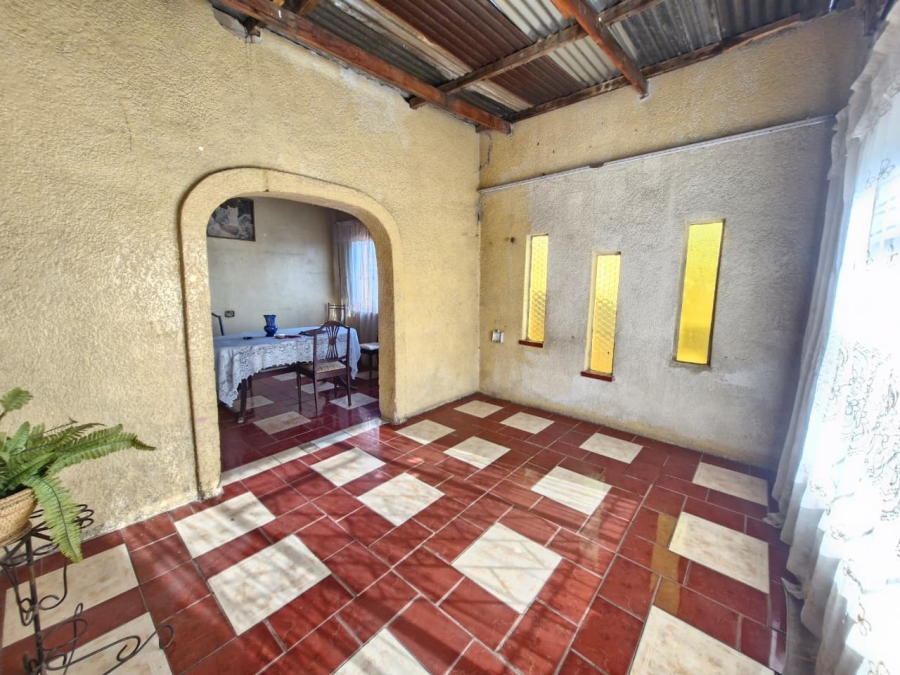 4 Bedroom Property for Sale in Daveyton Gauteng
