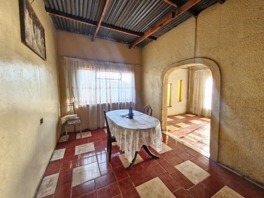 4 Bedroom Property for Sale in Daveyton Gauteng