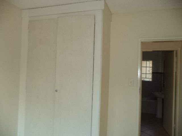 To Let 2 Bedroom Property for Rent in Monavoni Gauteng