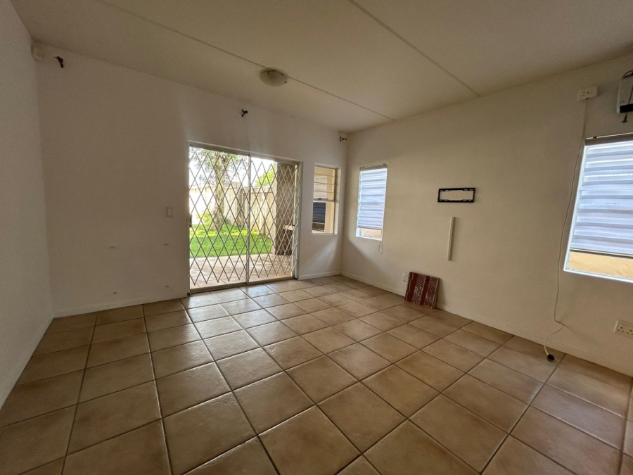To Let 3 Bedroom Property for Rent in Sundowner Gauteng