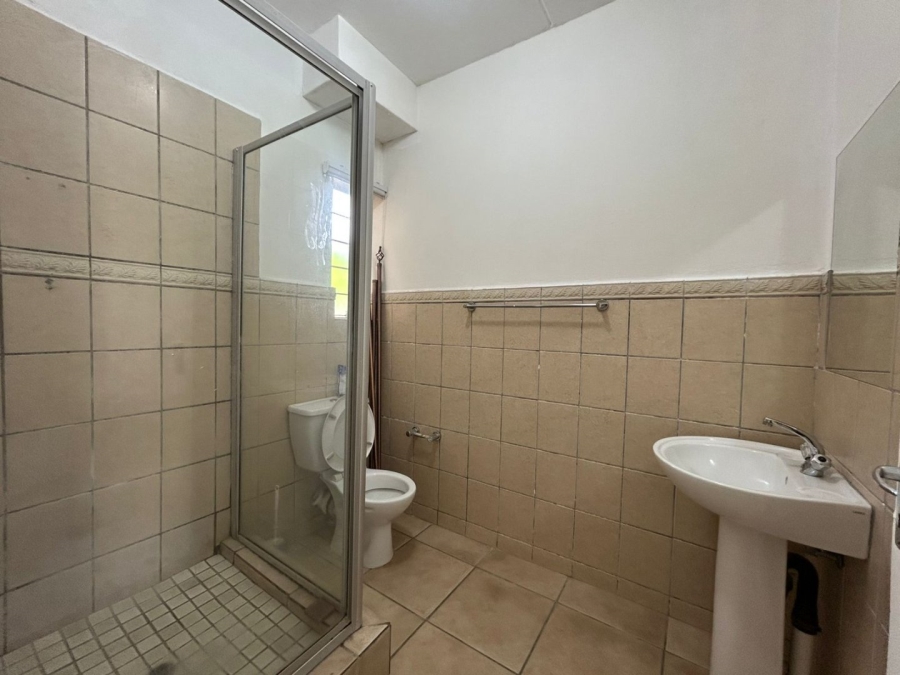 To Let 3 Bedroom Property for Rent in Sundowner Gauteng