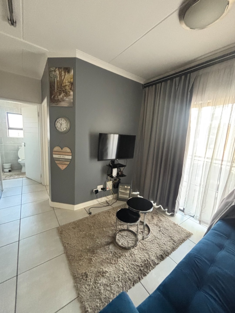 To Let 1 Bedroom Property for Rent in Zwartkoppies Gauteng