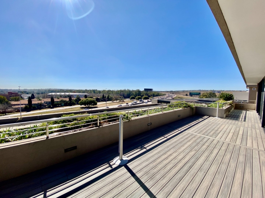 To Let Commercial Property for Rent in Doringkloof Gauteng