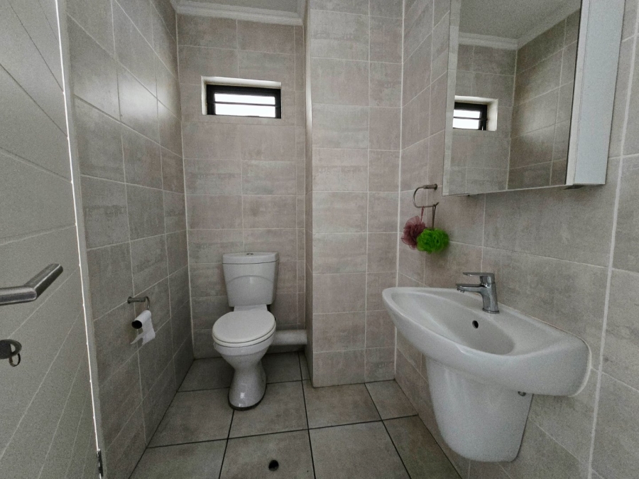 1 Bedroom Property for Sale in Witfield Gauteng