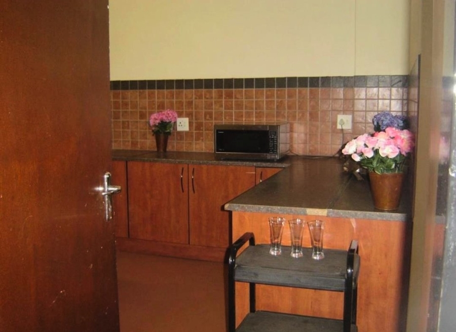  Bedroom Property for Sale in Kameeldrift East Gauteng