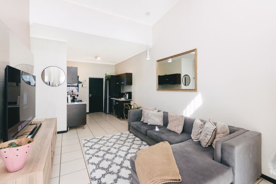 To Let 2 Bedroom Property for Rent in Greenstone Gate Gauteng