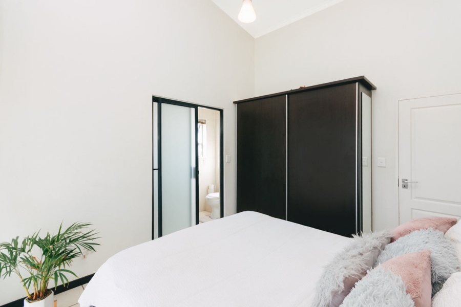 To Let 2 Bedroom Property for Rent in Greenstone Gate Gauteng