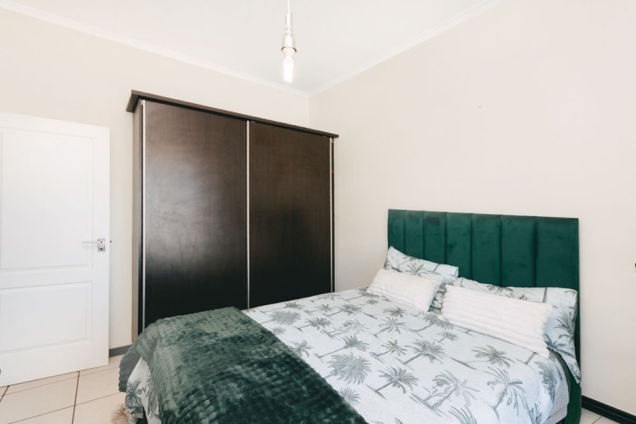 To Let 2 Bedroom Property for Rent in Greenstone Gate Gauteng