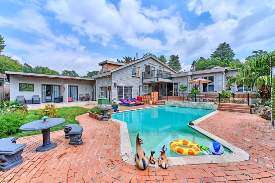 To Let 2 Bedroom Property for Rent in Woodmead Gauteng