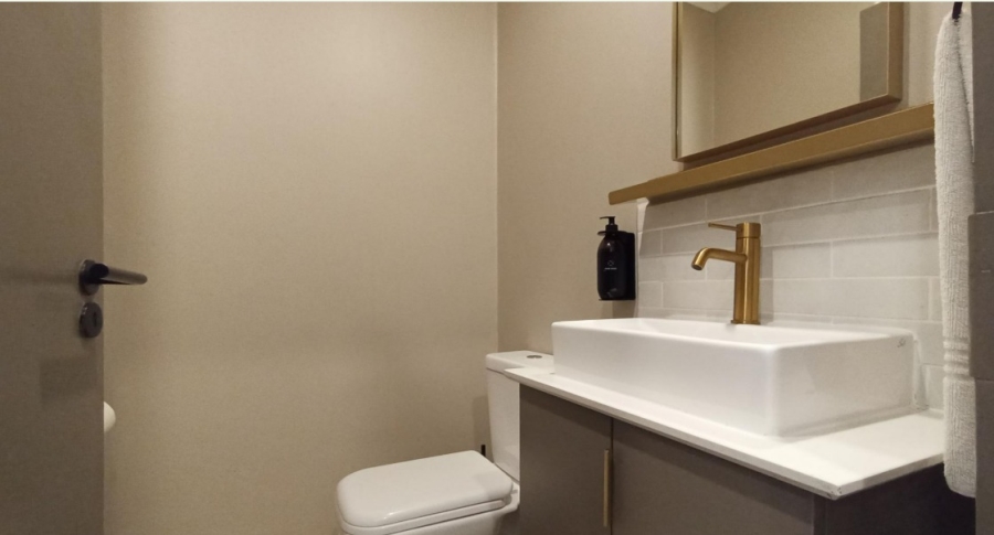 To Let 1 Bedroom Property for Rent in Sandton Central Gauteng