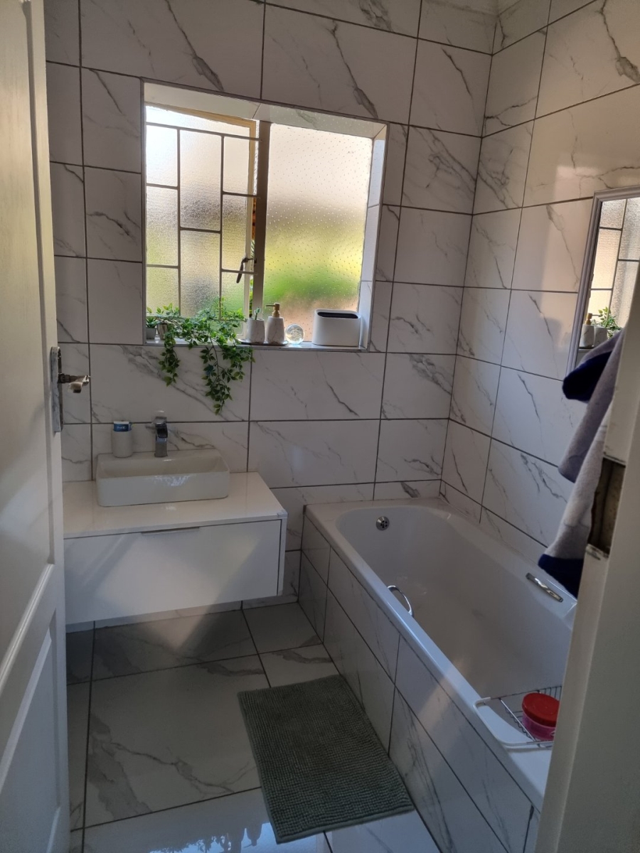 4 Bedroom Property for Sale in Meyerspark Gauteng