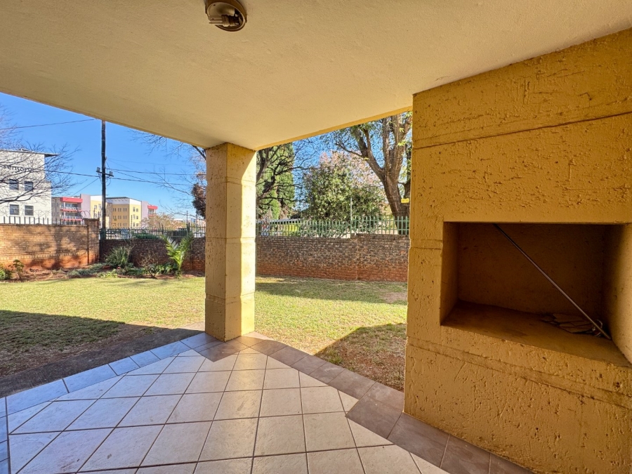 3 Bedroom Property for Sale in Die Hoewes Gauteng