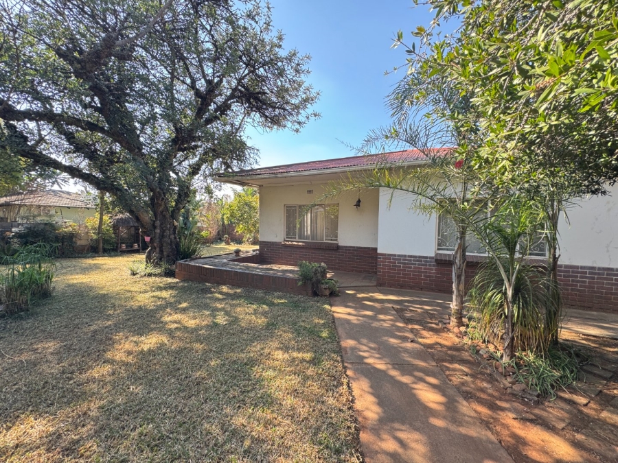 5 Bedroom Property for Sale in Lyttelton Manor Gauteng