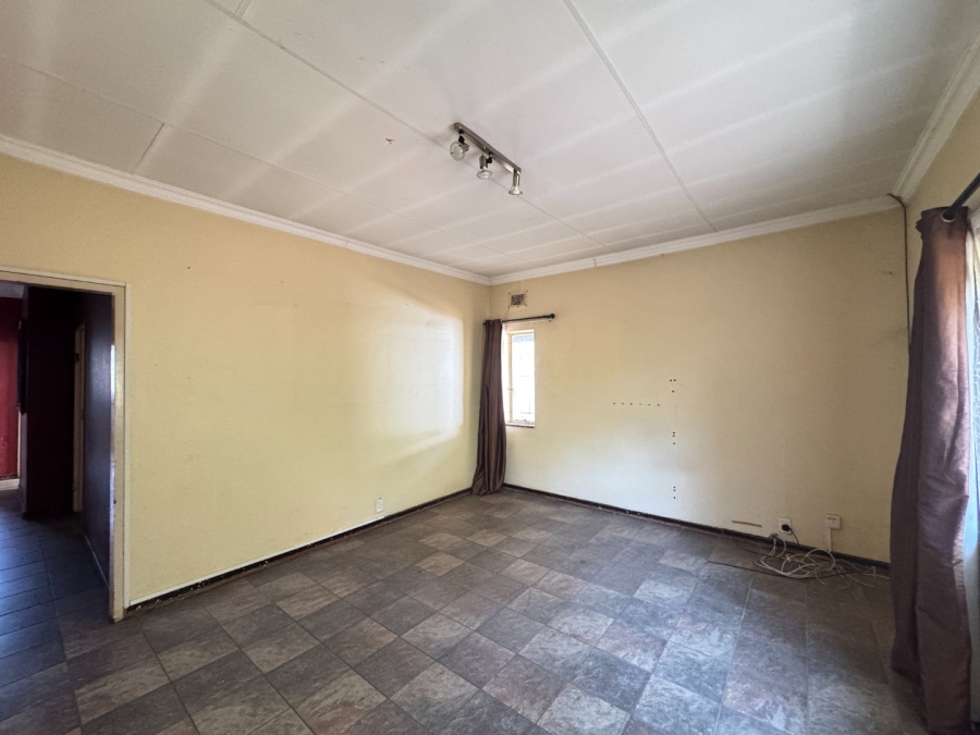 5 Bedroom Property for Sale in Lyttelton Manor Gauteng