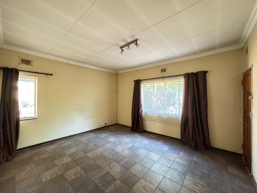 5 Bedroom Property for Sale in Lyttelton Manor Gauteng