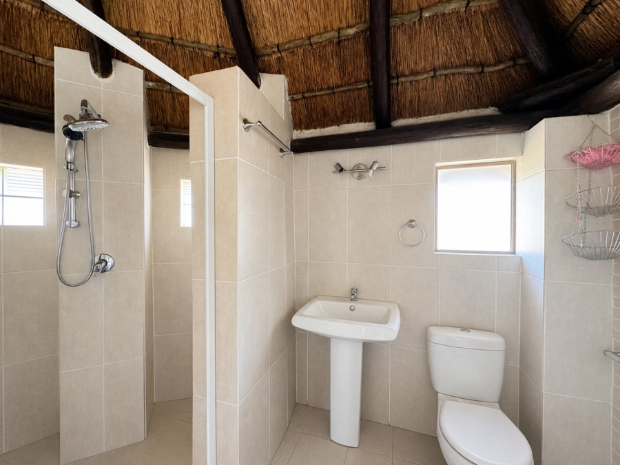 5 Bedroom Property for Sale in Lyttelton Manor Gauteng