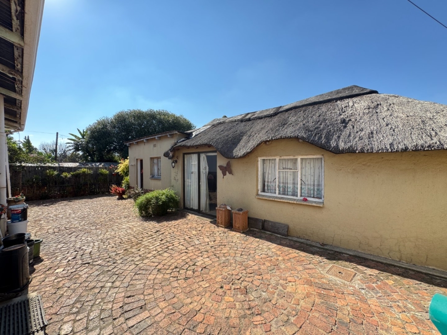 5 Bedroom Property for Sale in Lyttelton Manor Gauteng