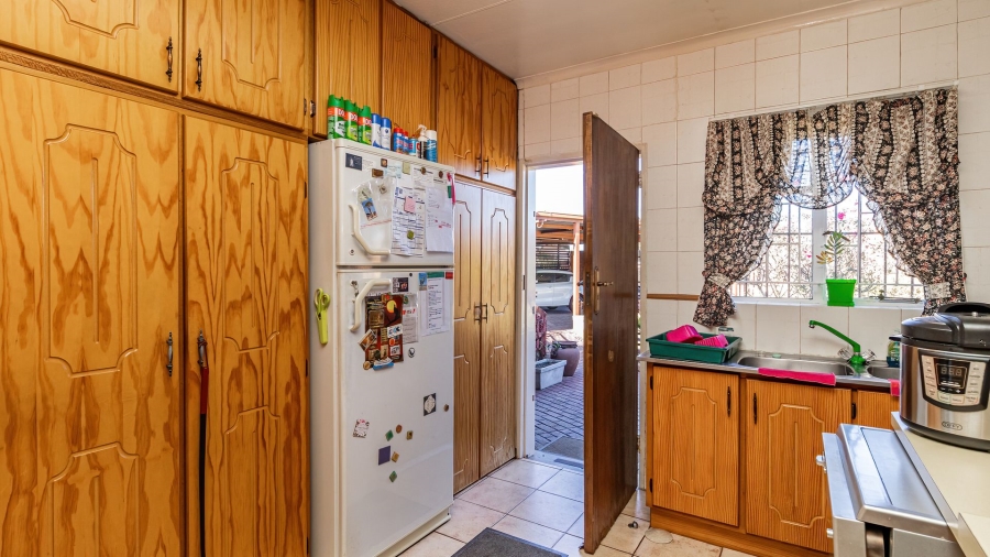 3 Bedroom Property for Sale in Bonaero Park Gauteng