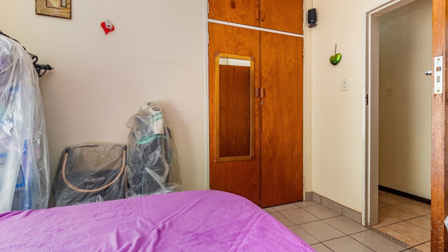 3 Bedroom Property for Sale in Bonaero Park Gauteng