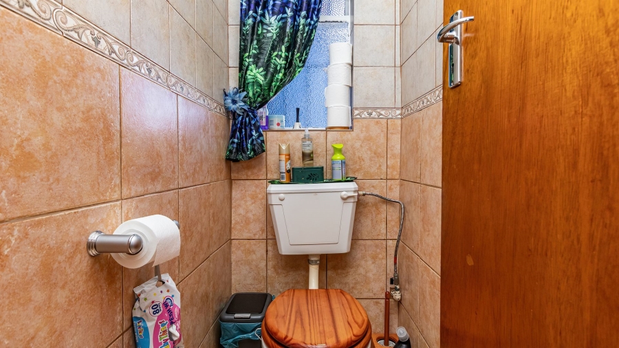 3 Bedroom Property for Sale in Bonaero Park Gauteng