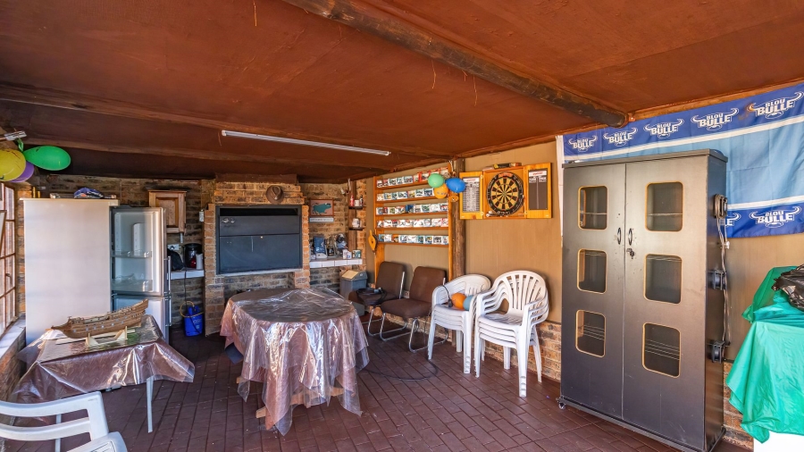 3 Bedroom Property for Sale in Bonaero Park Gauteng