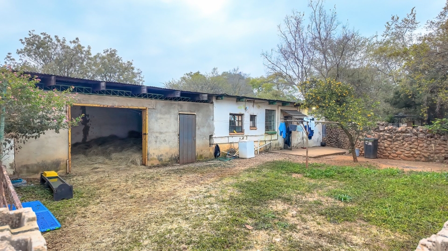  Bedroom Property for Sale in Donkerhoek AH Gauteng
