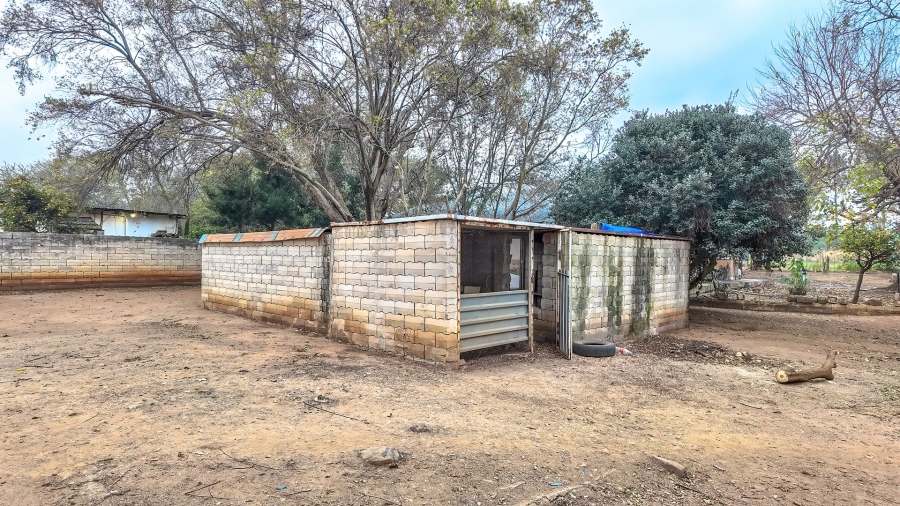  Bedroom Property for Sale in Donkerhoek AH Gauteng