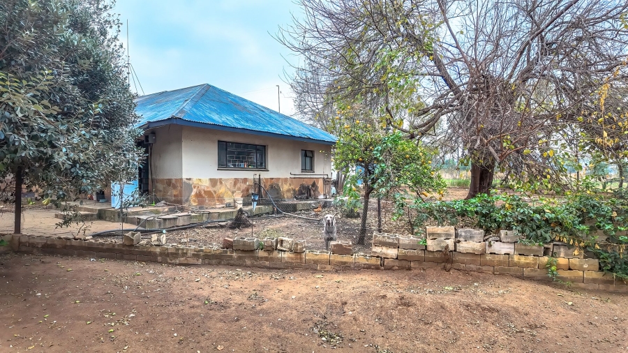  Bedroom Property for Sale in Donkerhoek AH Gauteng