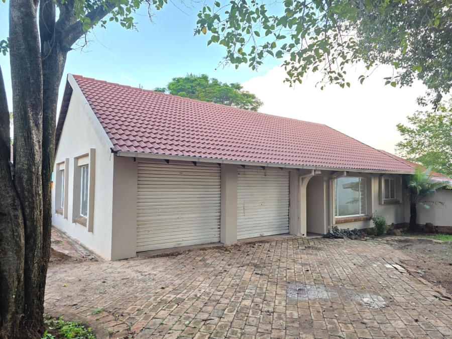 3 Bedroom Property for Sale in Doornpoort AH Gauteng