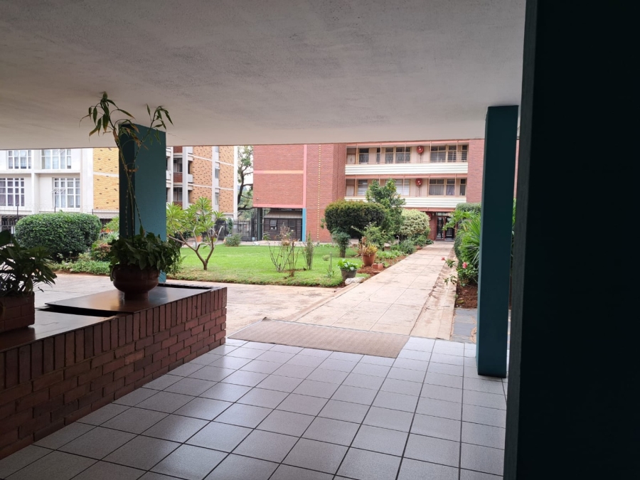 1 Bedroom Property for Sale in Arcadia Gauteng