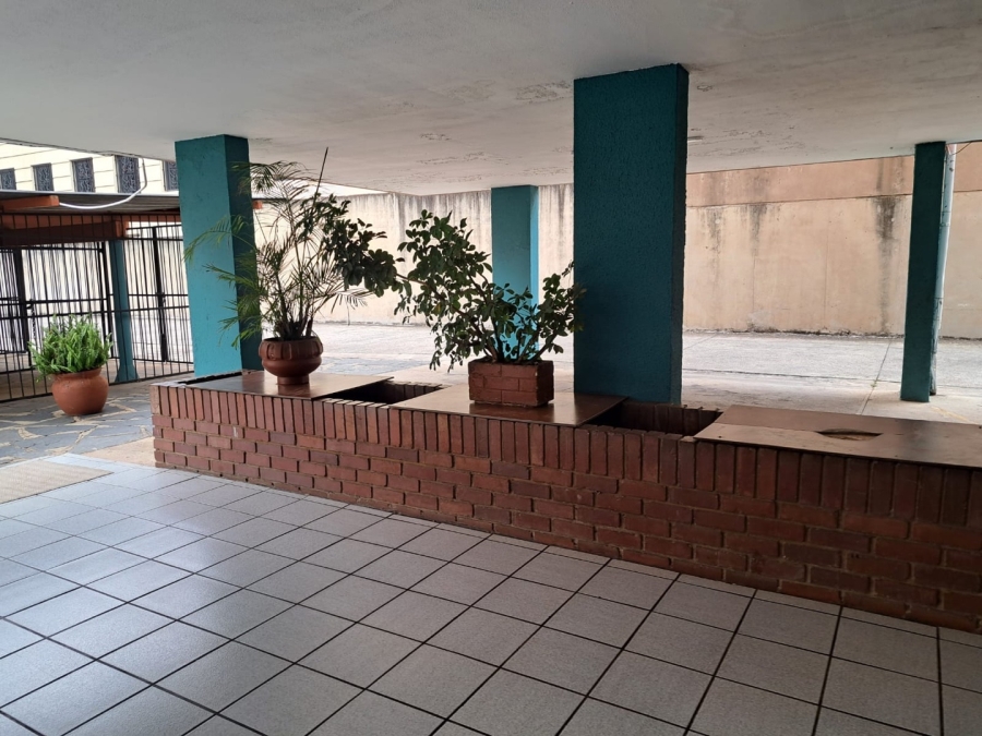 1 Bedroom Property for Sale in Arcadia Gauteng