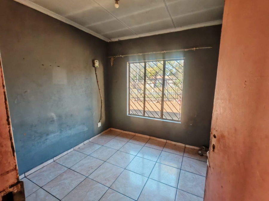 3 Bedroom Property for Sale in Jan Niemand Park Gauteng