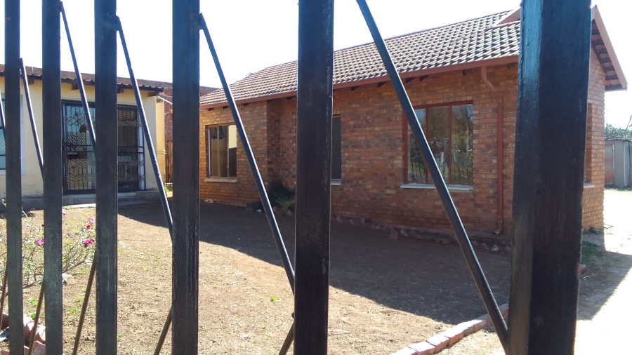 3 Bedroom Property for Sale in Jan Niemand Park Gauteng