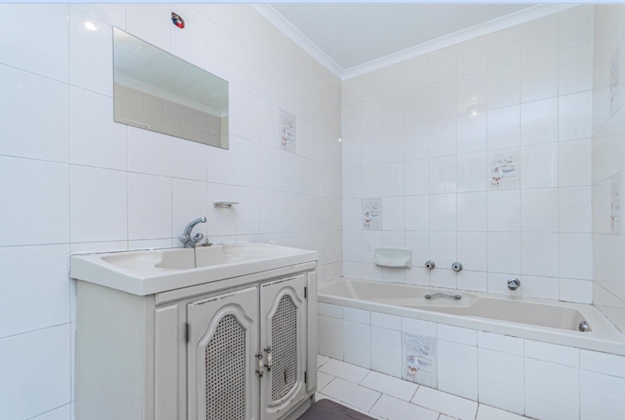 4 Bedroom Property for Sale in Ferndale Gauteng