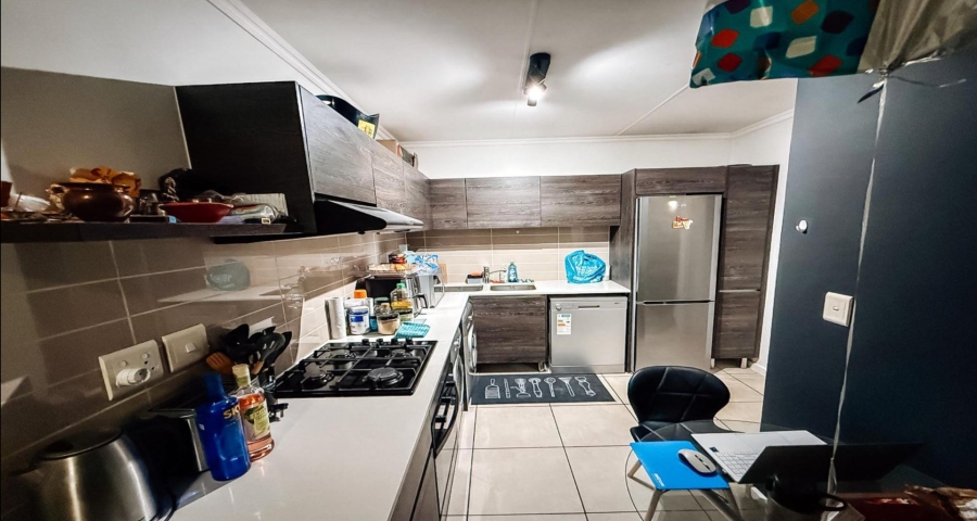 1 Bedroom Property for Sale in Olivedale Gauteng