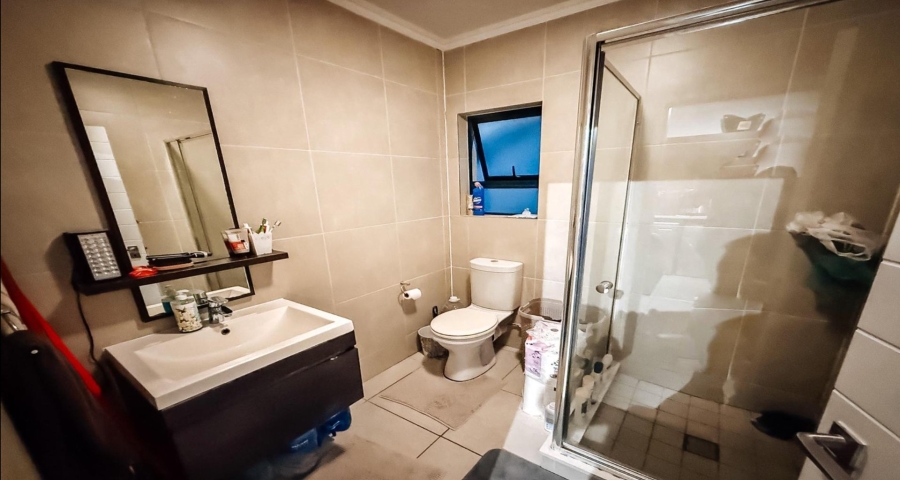 1 Bedroom Property for Sale in Olivedale Gauteng