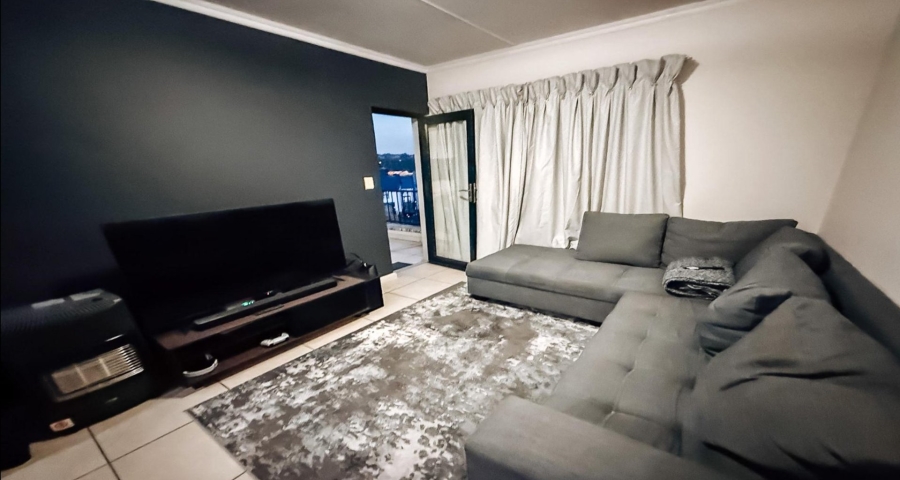 1 Bedroom Property for Sale in Olivedale Gauteng