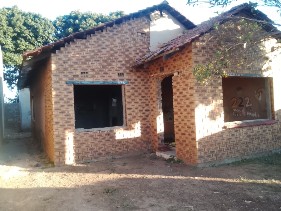 2 Bedroom Property for Sale in Zola Gauteng