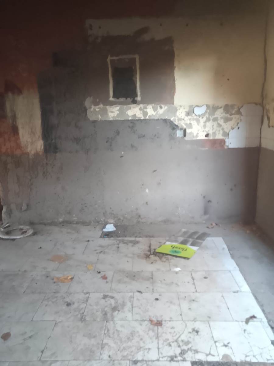 2 Bedroom Property for Sale in Zola Gauteng