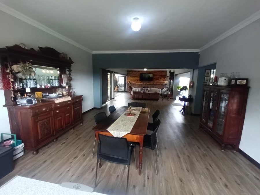 Commercial Property for Sale in Oog Van Boekenhoutskloof Alias Tweefonte Gauteng
