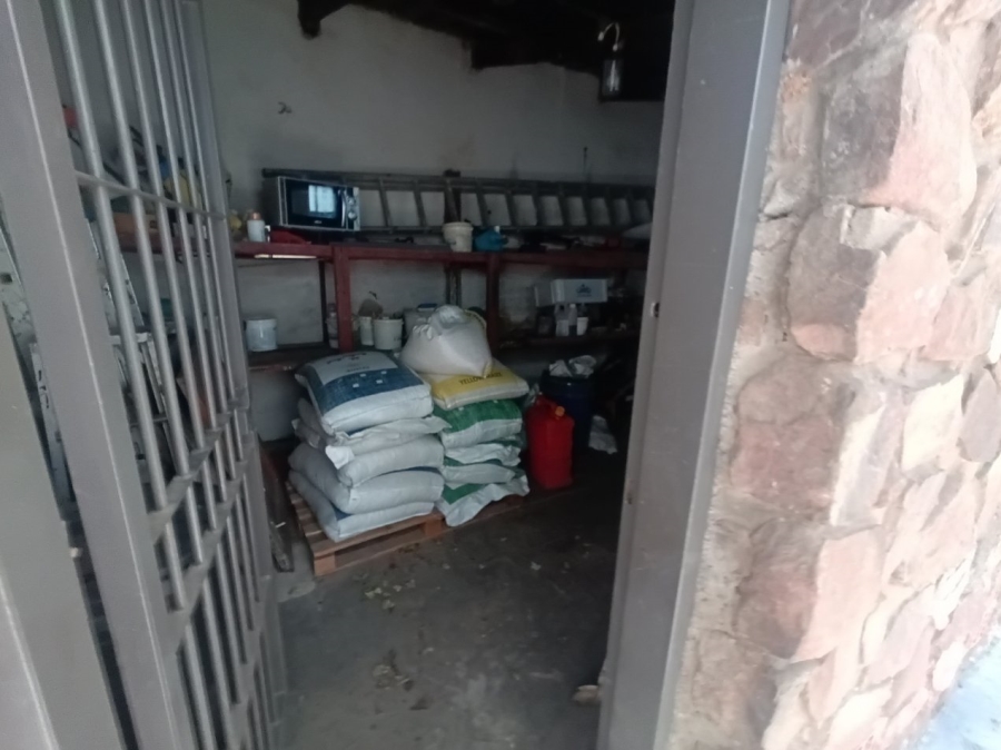 Commercial Property for Sale in Oog Van Boekenhoutskloof Alias Tweefonte Gauteng