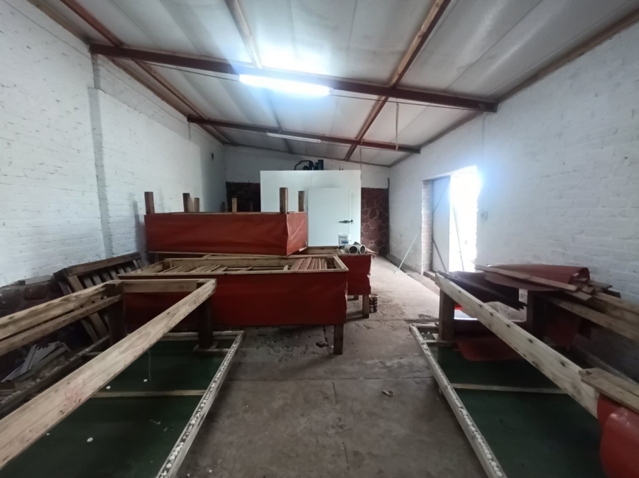 Commercial Property for Sale in Oog Van Boekenhoutskloof Alias Tweefonte Gauteng