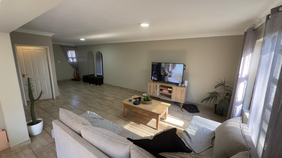 4 Bedroom Property for Sale in Candlewoods Country Estate Gauteng