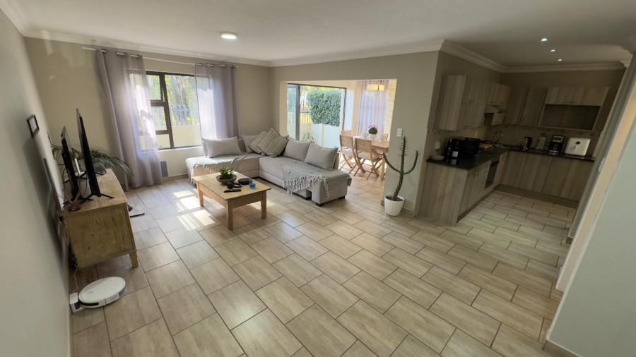 4 Bedroom Property for Sale in Candlewoods Country Estate Gauteng