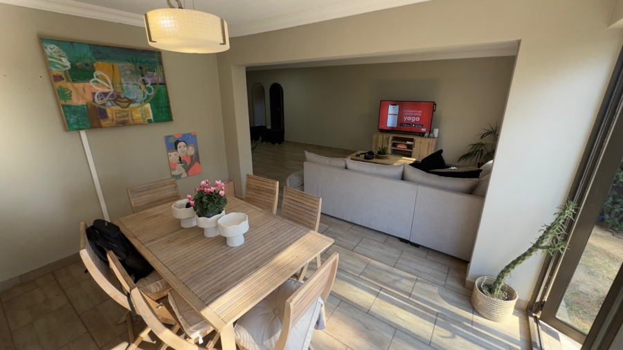 4 Bedroom Property for Sale in Candlewoods Country Estate Gauteng
