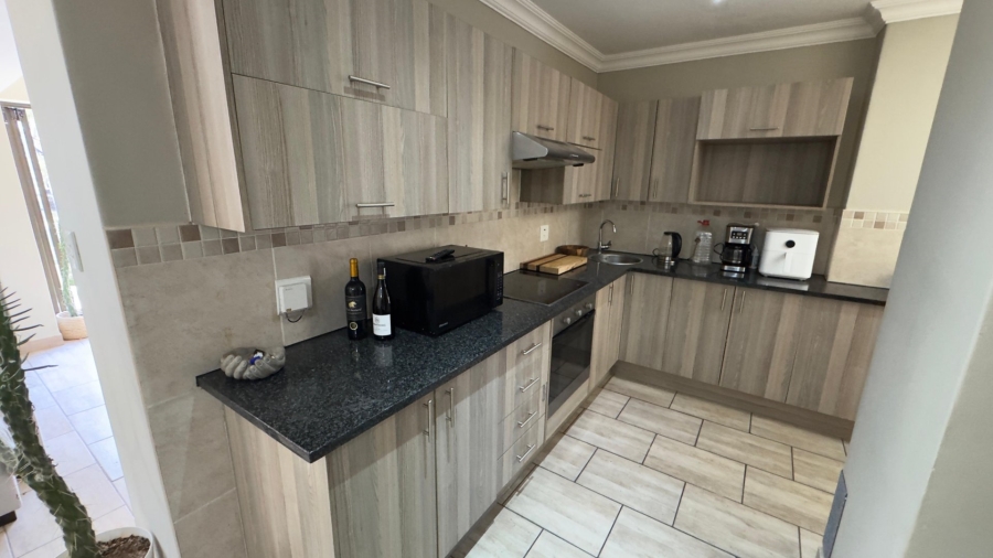 4 Bedroom Property for Sale in Candlewoods Country Estate Gauteng