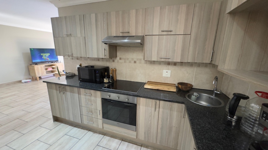 4 Bedroom Property for Sale in Candlewoods Country Estate Gauteng